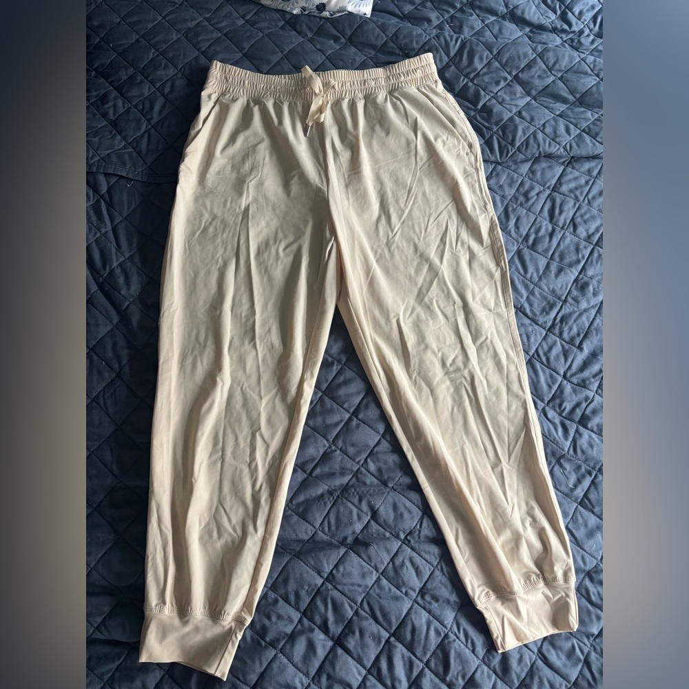 Old Navy Women's Beige Joggers, size MP